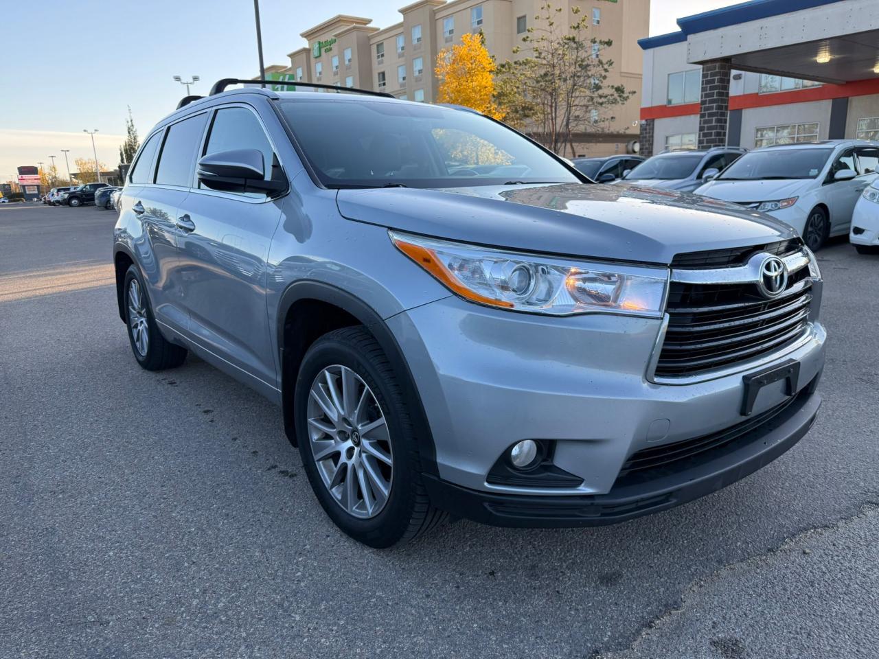 Used 2016 Toyota Highlander XLE AWD | ALL CREDIT ACCEPTED!! for sale in Edmonton, AB