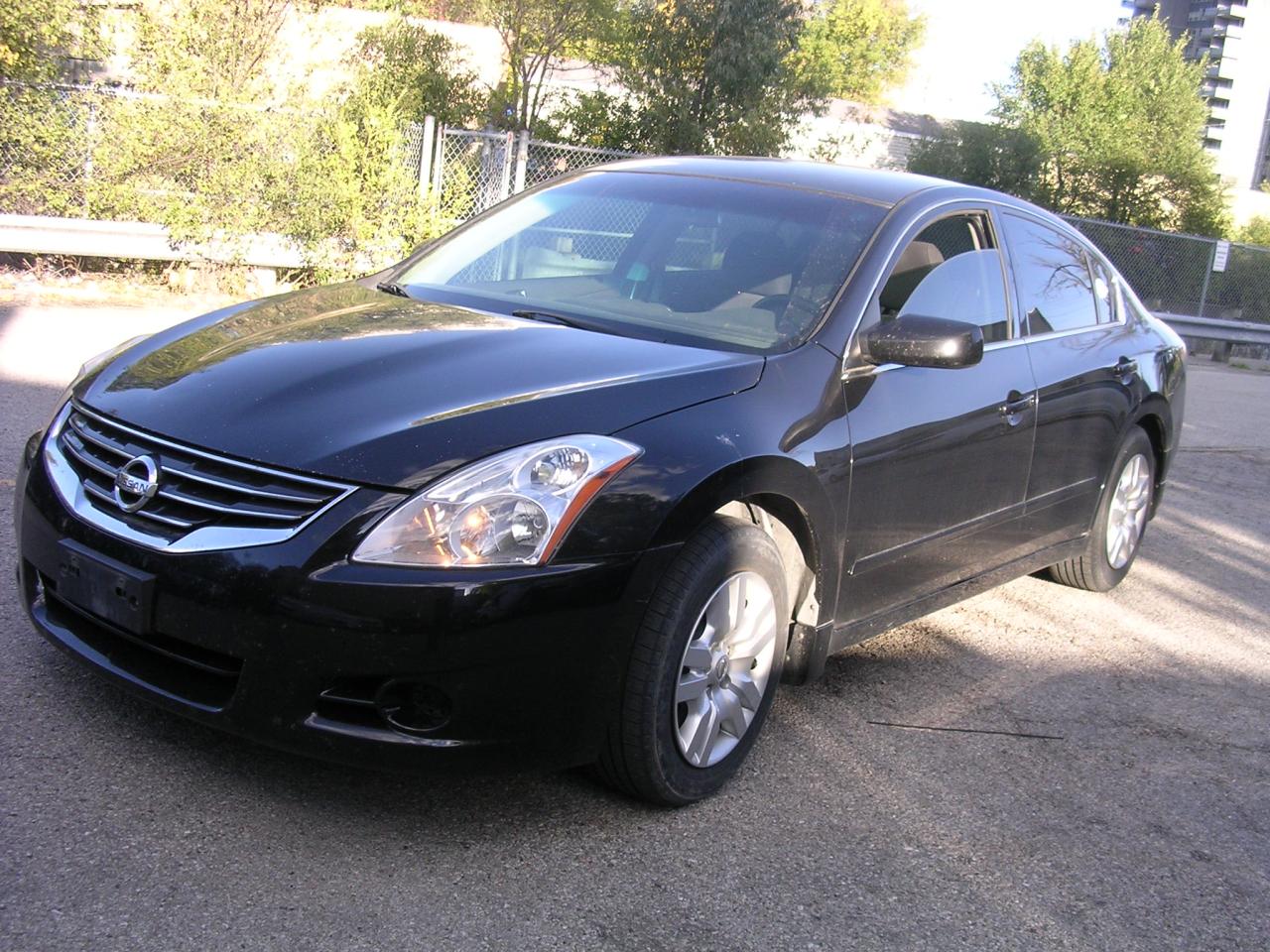 Used 2012 Nissan Altima 2.5 S for sale in Toronto, ON