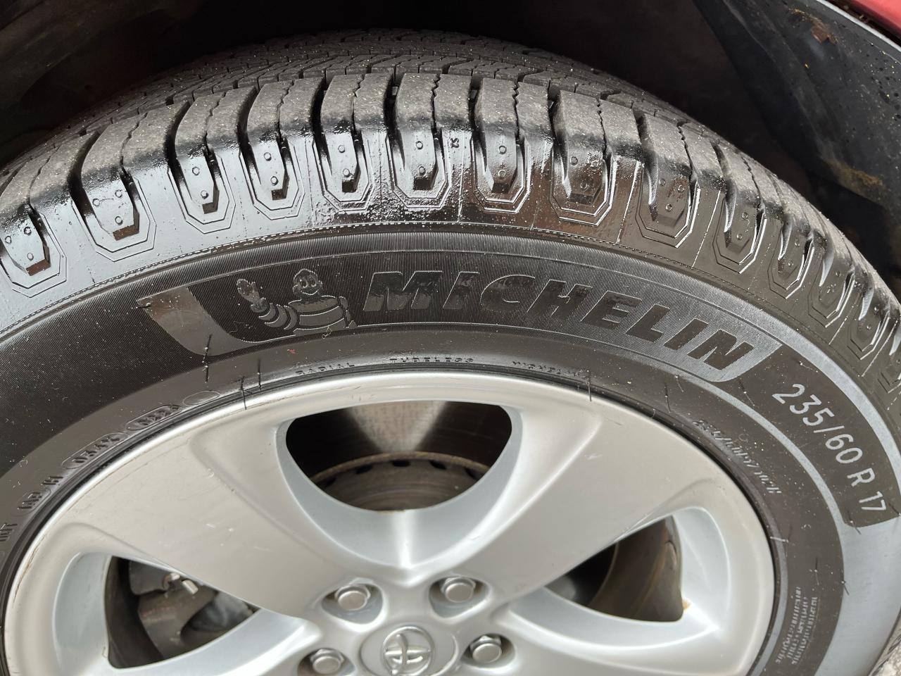 2014 Toyota Sienna 5dr LE 8-Pass FWD-1 LOCAL SENIOR FEMALE OWNER!! - Photo #19