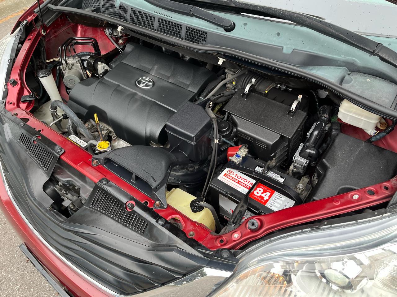 2014 Toyota Sienna 5dr LE 8-Pass FWD-1 LOCAL SENIOR FEMALE OWNER!! - Photo #21