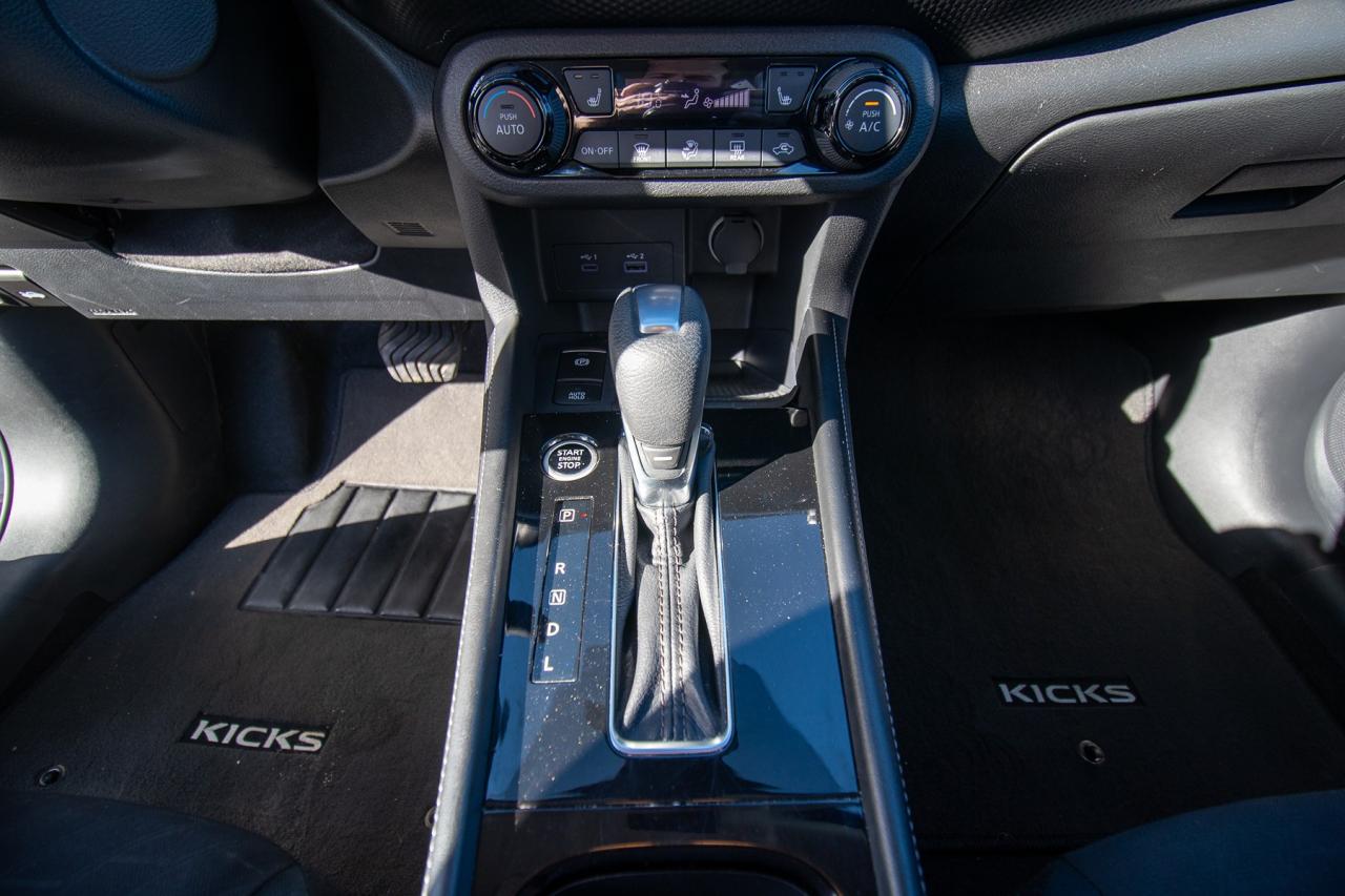 2024 Nissan Kicks SV Photo5
