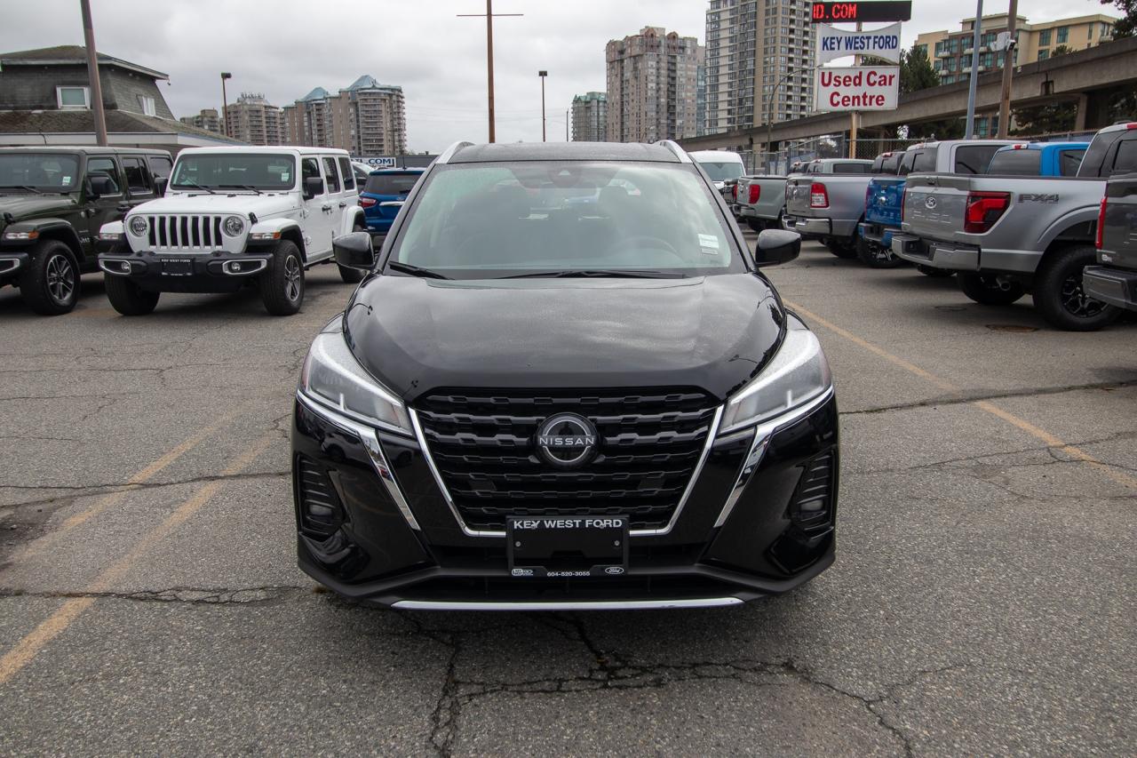 2024 Nissan Kicks SV Photo