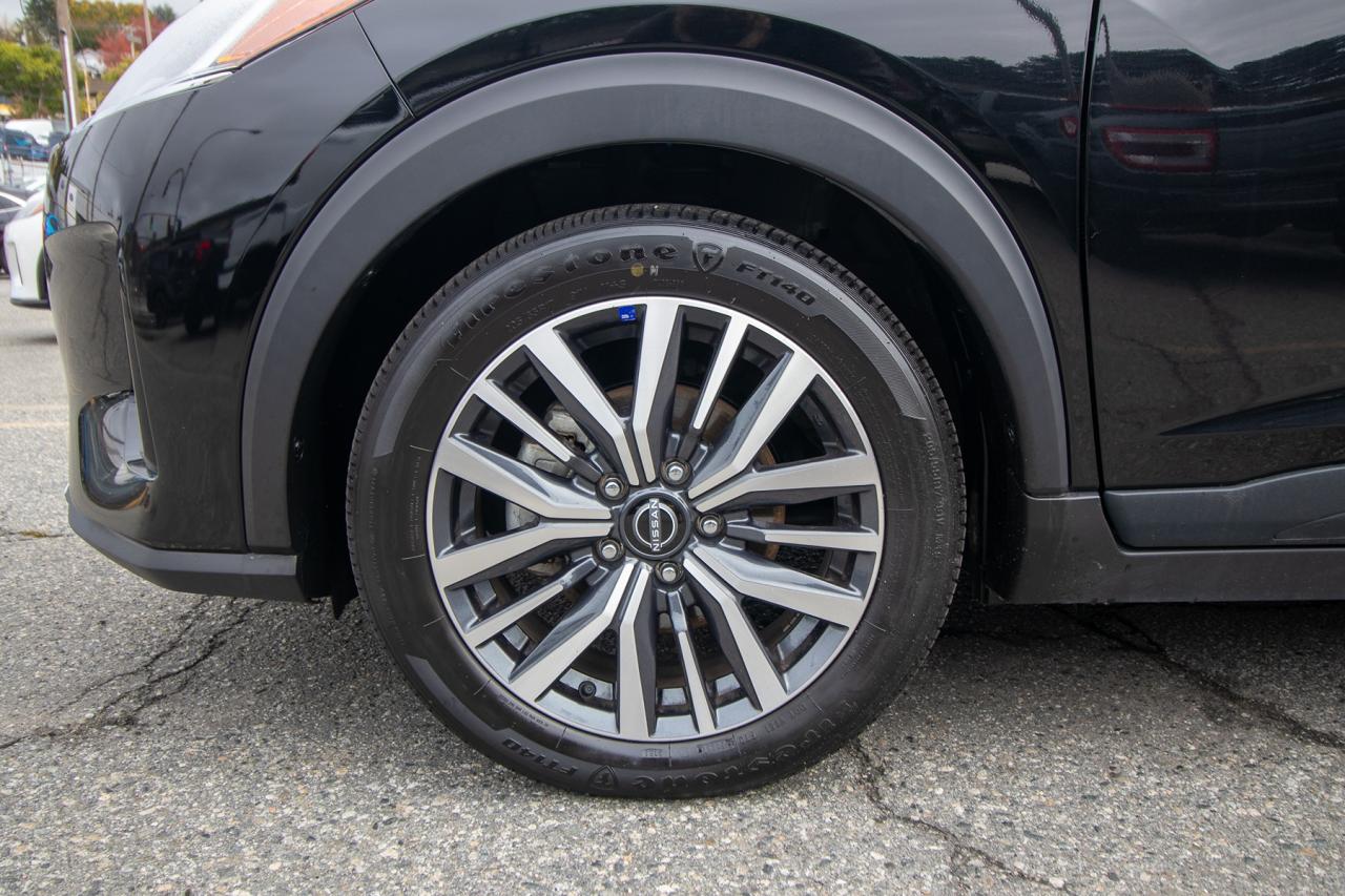 2024 Nissan Kicks SV Photo5