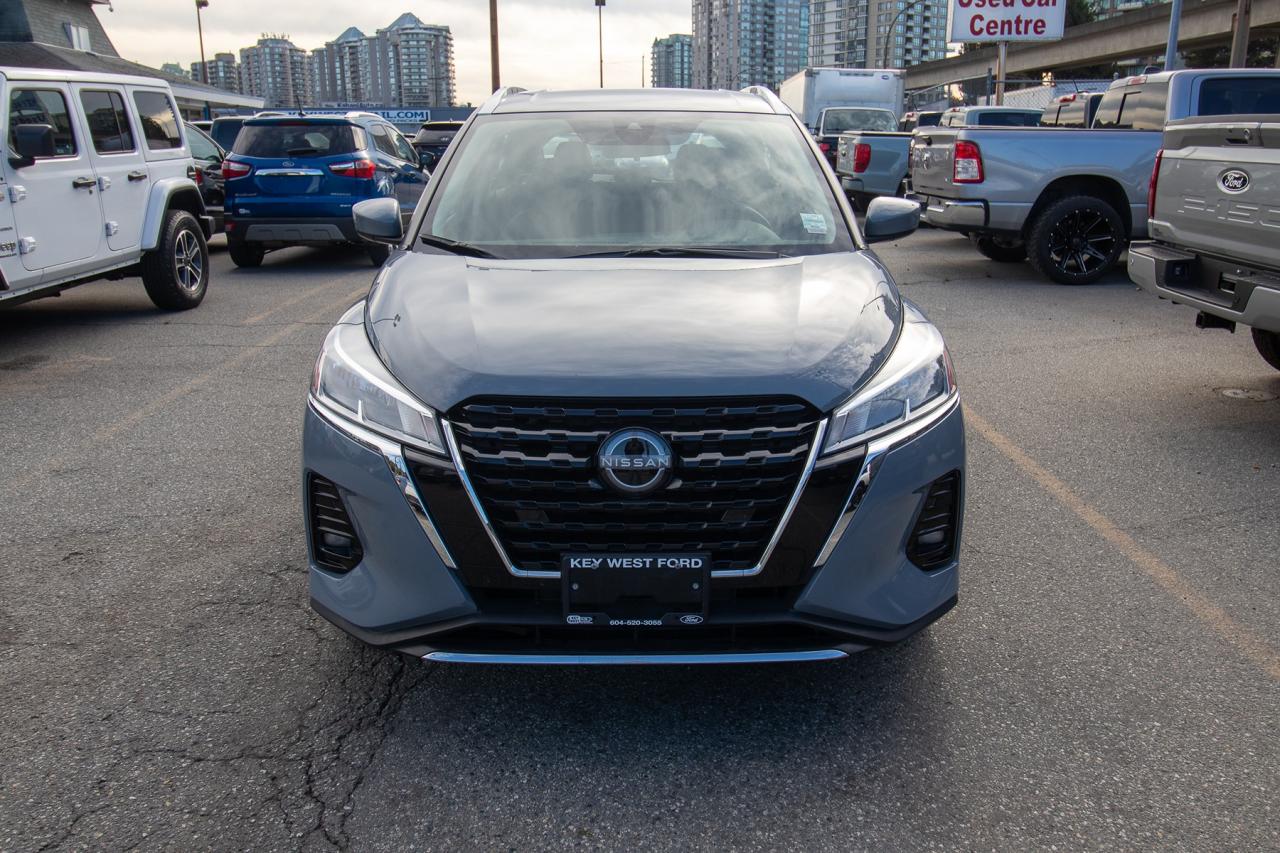 2024 Nissan Kicks SV Photo