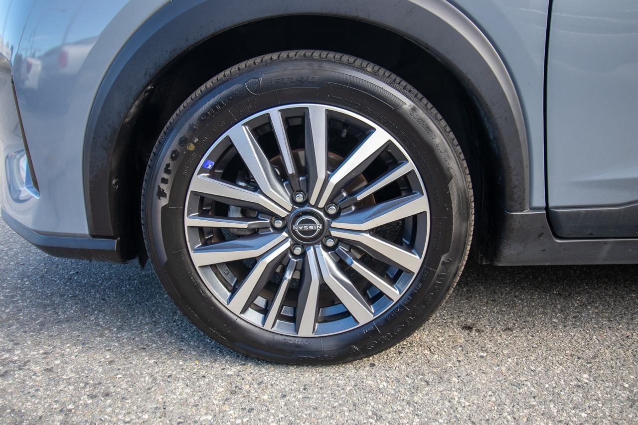 2024 Nissan Kicks SV Photo5