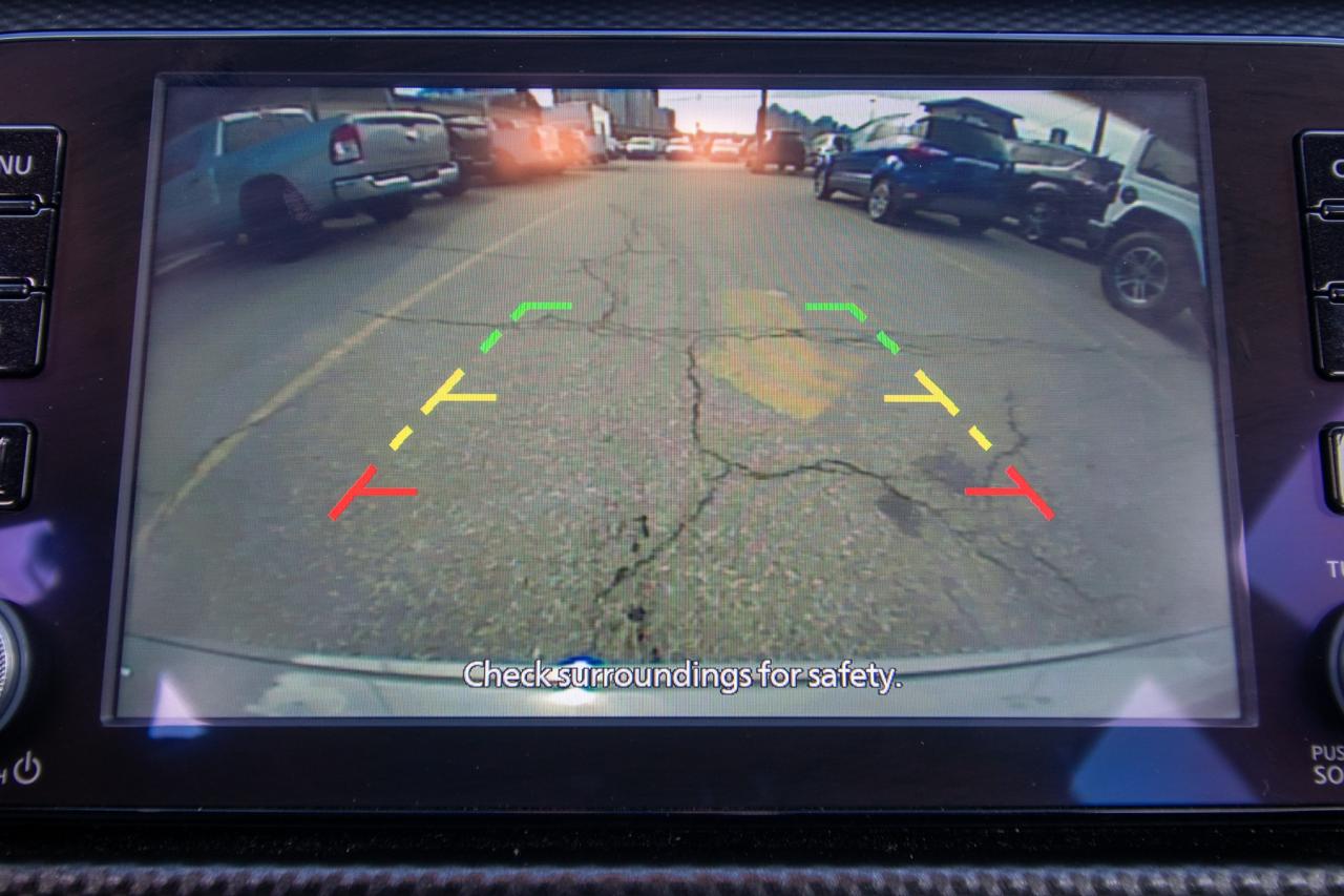 2024 Nissan Kicks SV Photo5