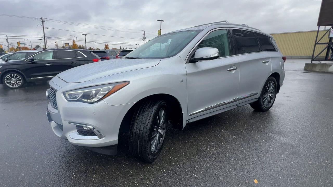 2020 Infiniti QX60 Sensory AWD, 7 PASSENGER, MOONROOF, LEATHER SEATS, REMOTE START, REAR A/C!! Photo3