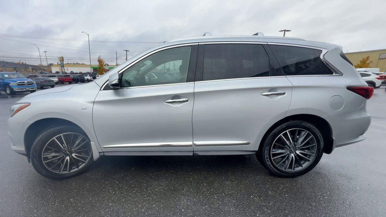 2020 Infiniti QX60 Sensory AWD, 7 PASSENGER, MOONROOF, LEATHER SEATS, REMOTE START, REAR A/C!! Photo4
