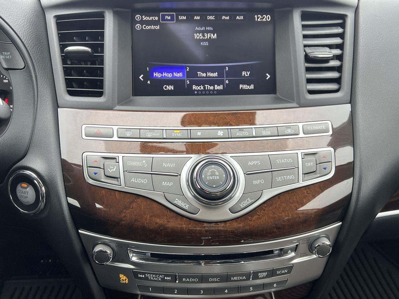 2020 Infiniti QX60 Sensory AWD, 7 PASSENGER, MOONROOF, LEATHER SEATS, REMOTE START, REAR A/C!! Photo