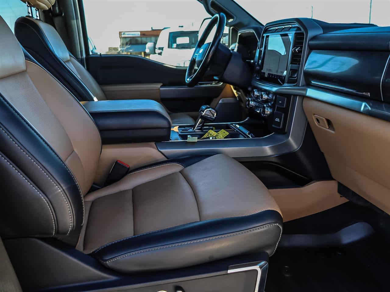 2021 Ford F-150 Lariat | CHROME PKG | 5.0L V8 | 6.5 FOOT BOX | Photo