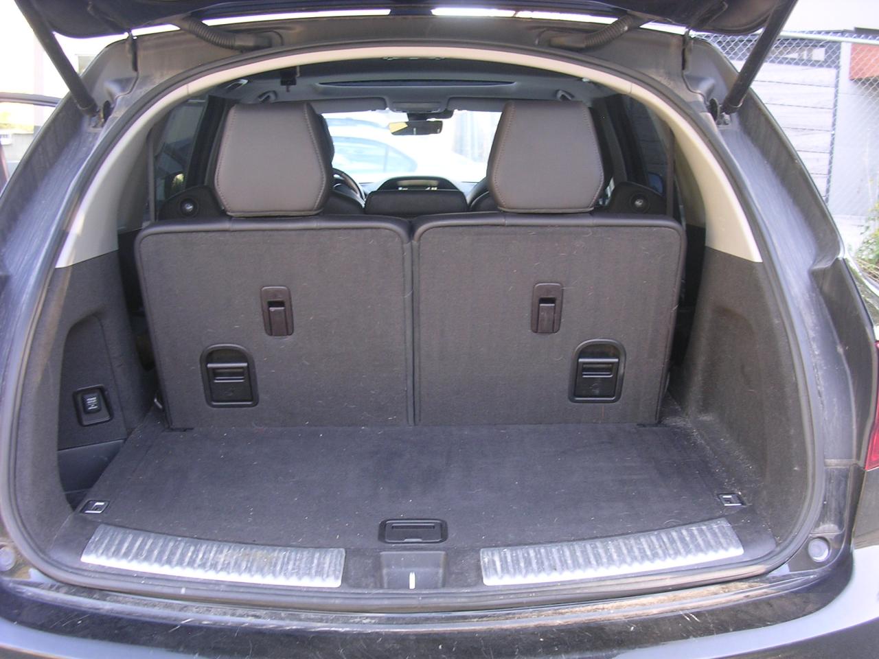 2016 Acura MDX SH-AWD 4dr Nav Pkg - Photo #9