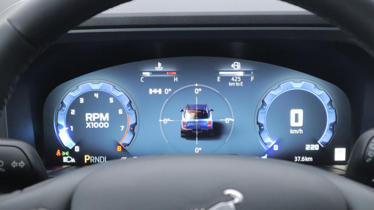 2025 Ford Bronco Sport Outer Banks Photo5