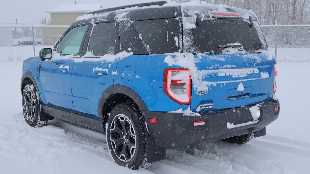 2025 Ford Bronco Sport Outer Banks Photo5