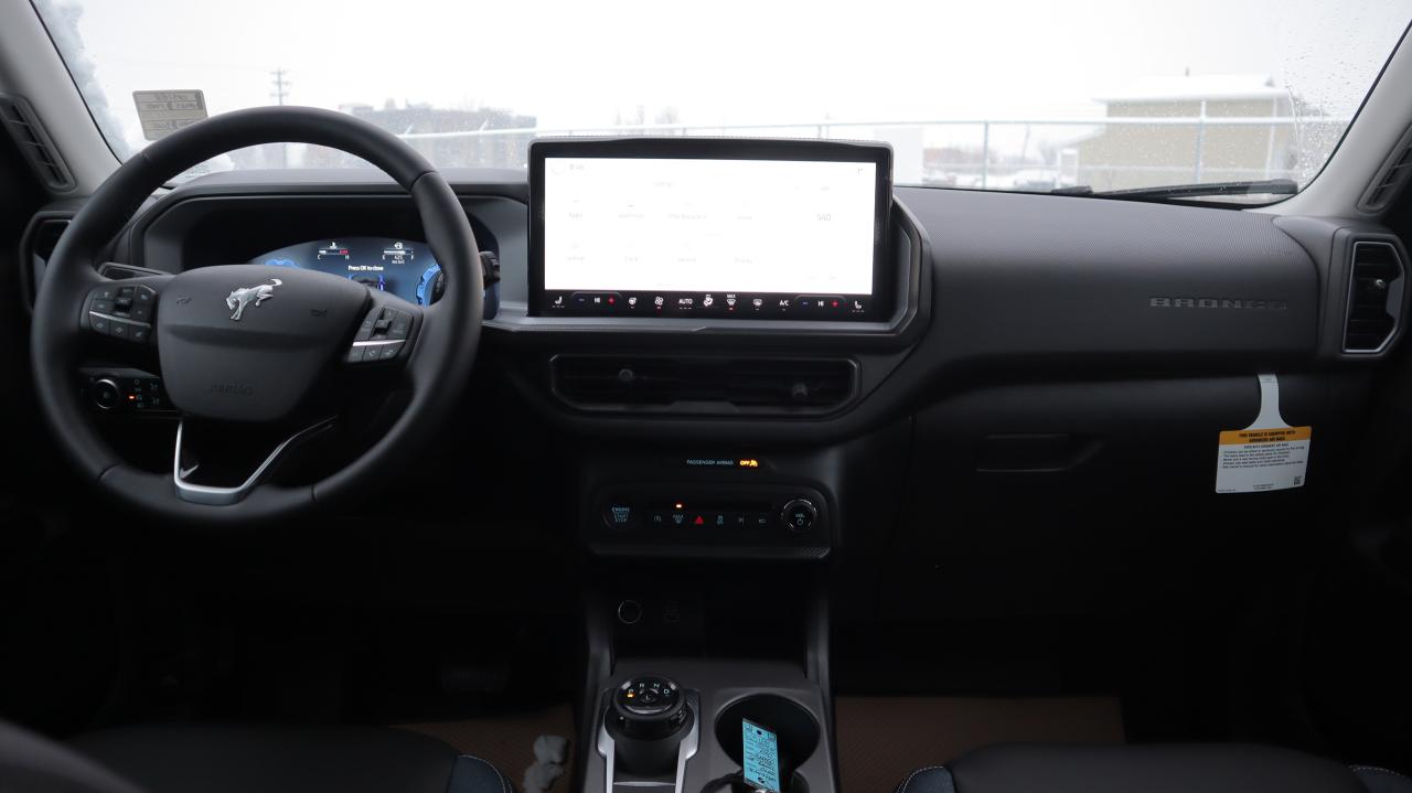 2025 Ford Bronco Sport Outer Banks Photo5