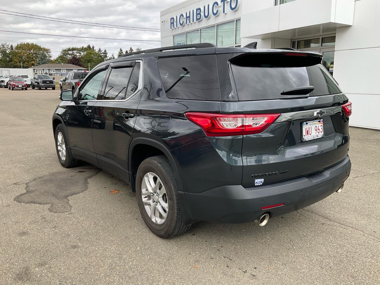 2021 Chevrolet Traverse LT Cloth Photo5