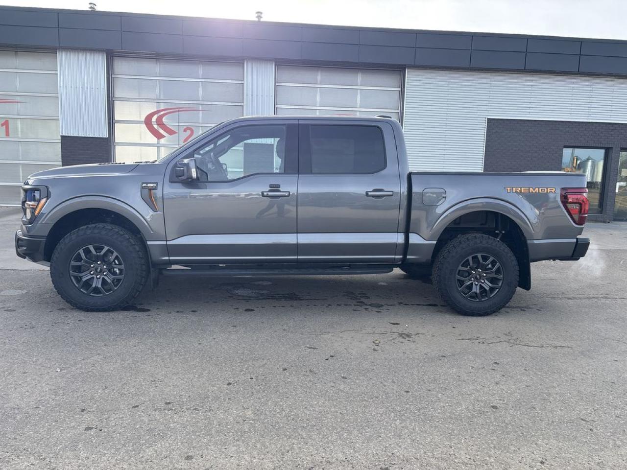 2025 Ford F-150 TREMOR 5.5' Box 402A Photo5