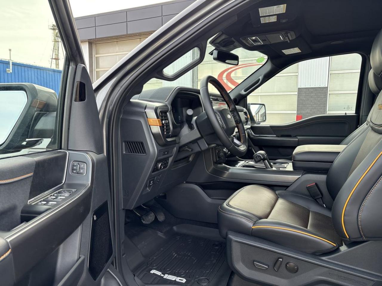 2025 Ford F-150 TREMOR 5.5' Box 402A Photo5