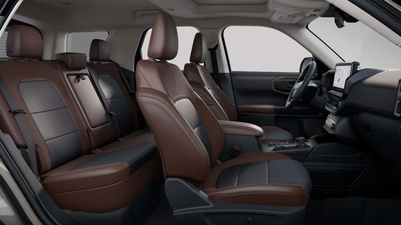 2025 Ford Bronco Sport Outer Banks® Photo5