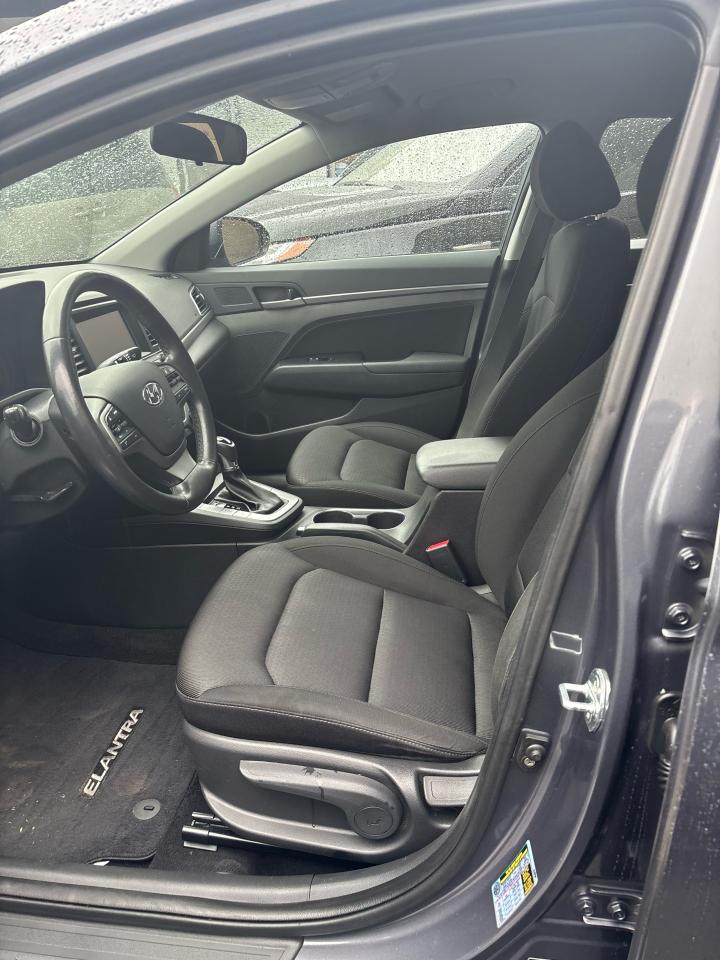 2018 Hyundai Elantra GL - Photo #5