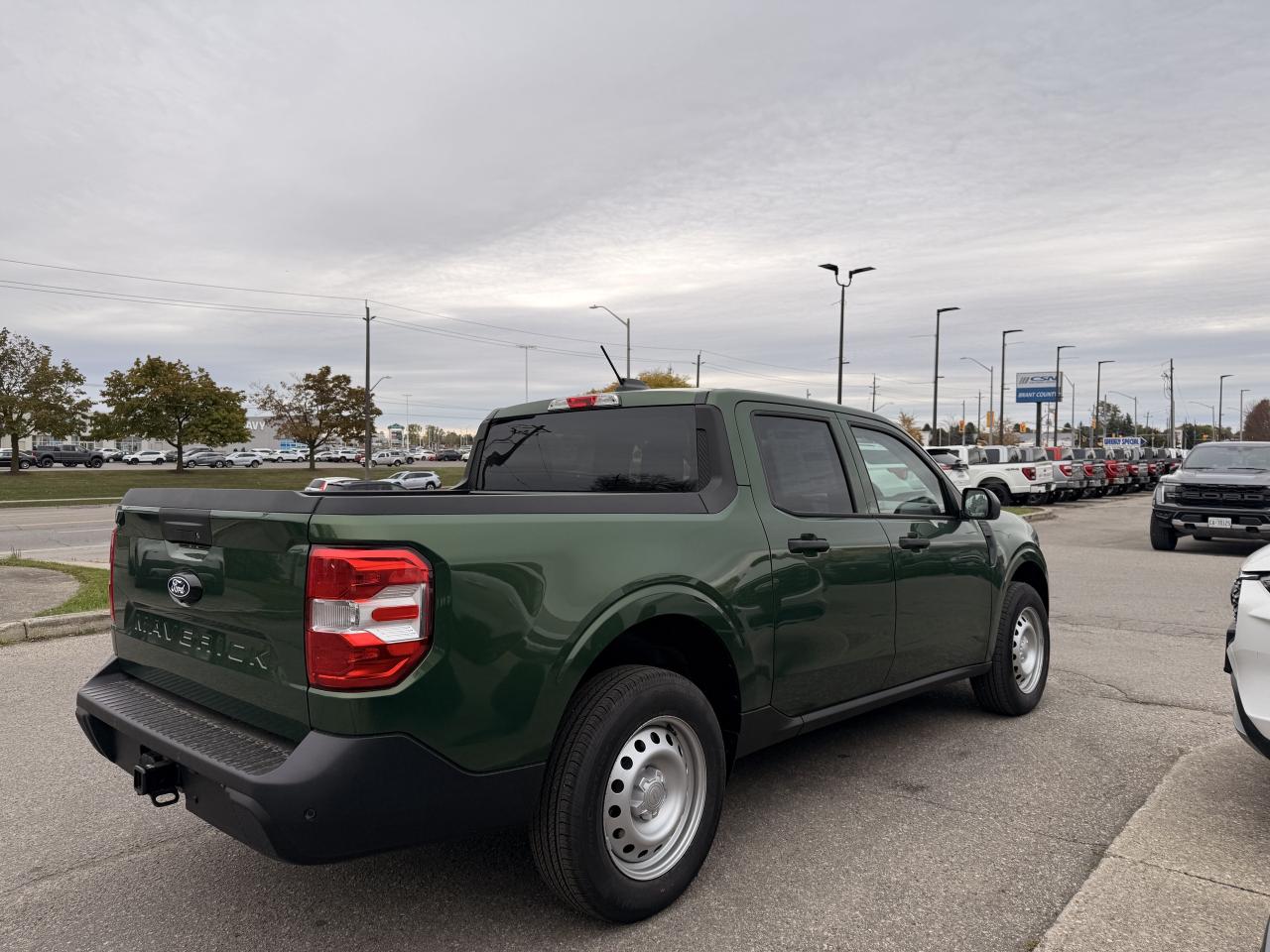 2025 Ford Maverick XL | AWD | 2.0L ECOBOOST | 4K TOW | Photo3