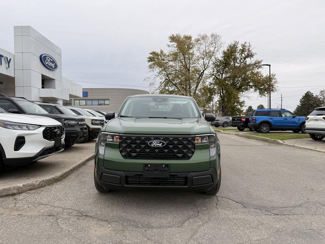 2025 Ford Maverick XL | AWD | 2.0L ECOBOOST | 4K TOW | Photo