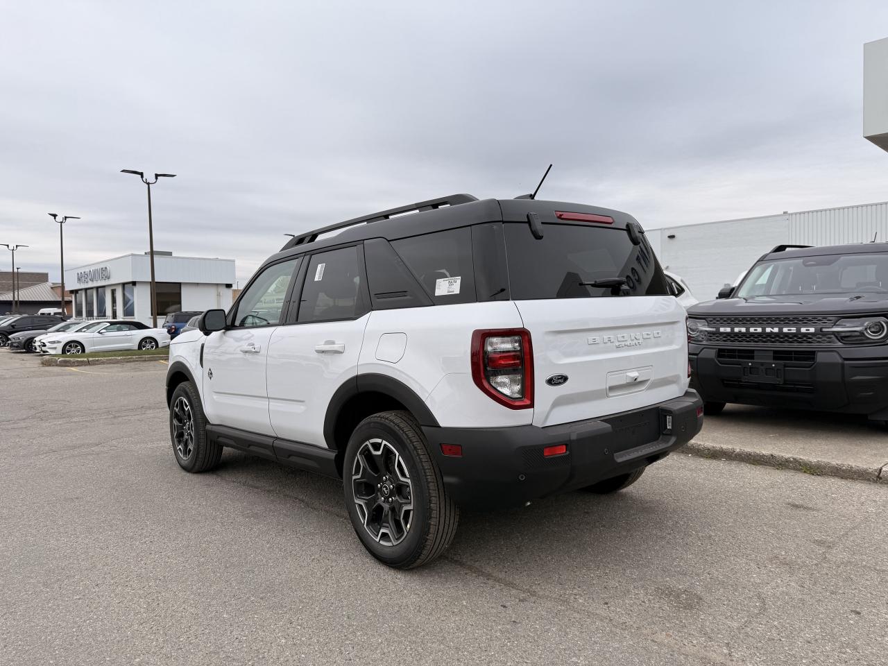 2025 Ford Bronco Sport Outer Banks Photo2