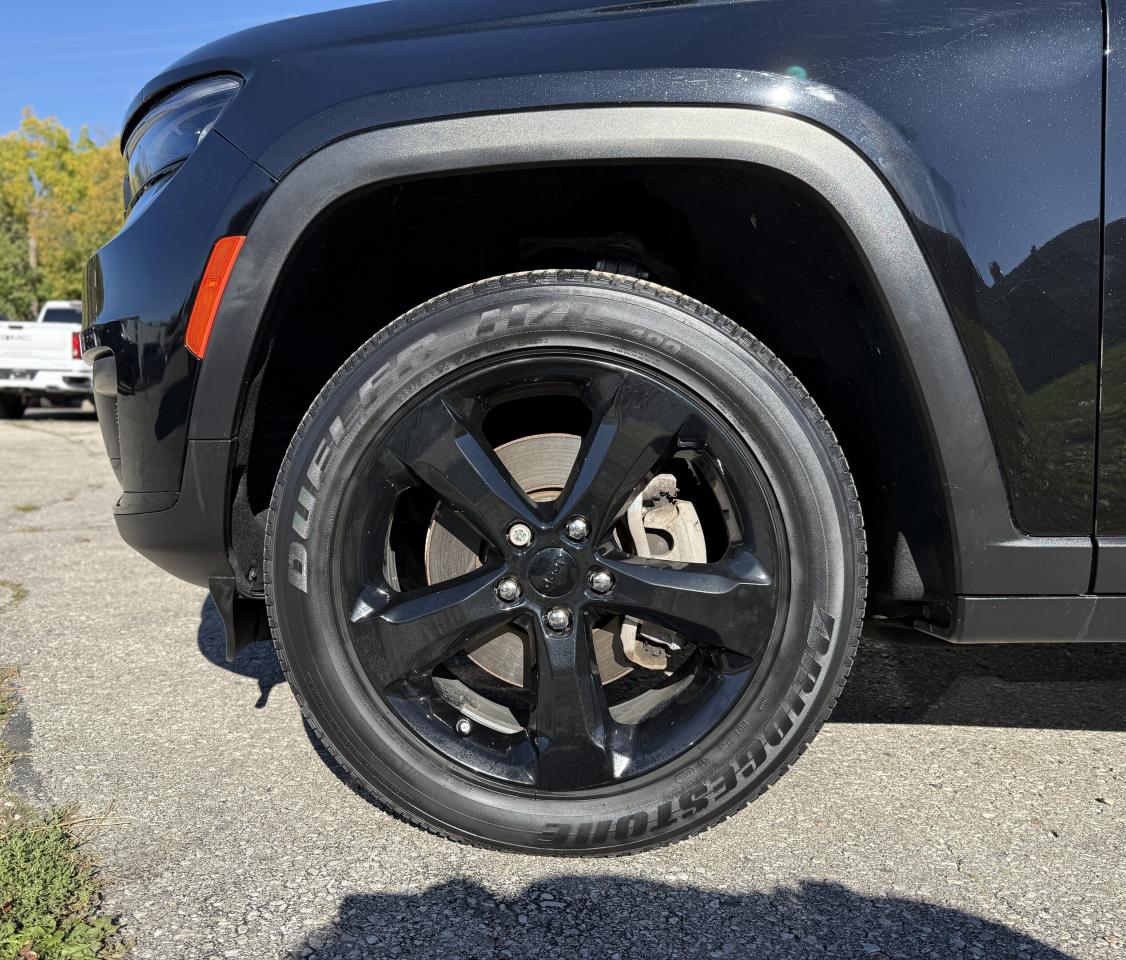 2022 Jeep Grand Cherokee L Altitude 4x4 | BLUETOOTH | REMOTE START | Photo