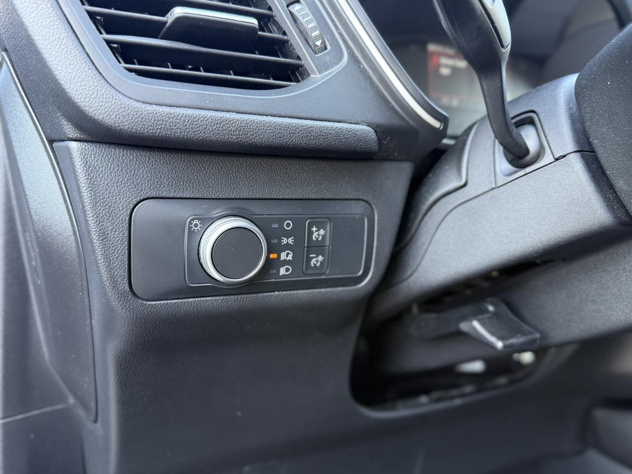 2021 Ford Escape SE AWD | NAVIGATION | BLIND SPOT | BLUETOOTH Photo