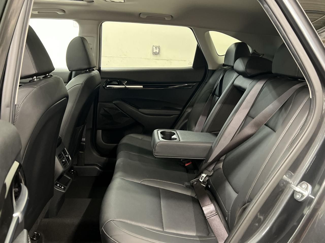 2024 Kia Seltos X-LINE AWD| TURBO| COOLED LEATHER| SUNROOF|CARPLAY Photo