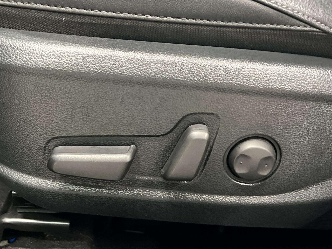 2024 Kia Seltos X-LINE AWD| TURBO| COOLED LEATHER| SUNROOF|CARPLAY Photo