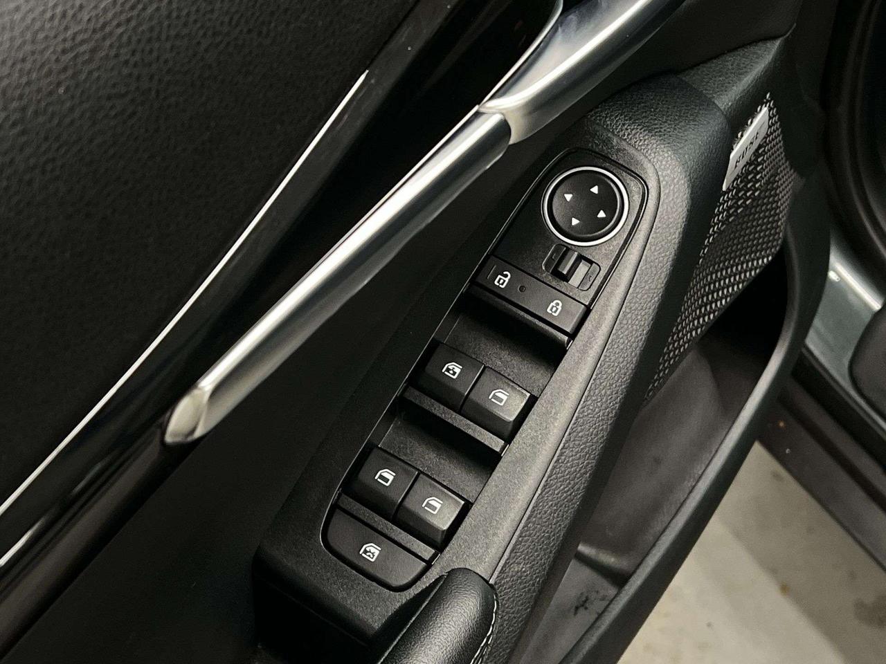 2024 Kia Seltos X-LINE AWD| TURBO| COOLED LEATHER| SUNROOF|CARPLAY Photo