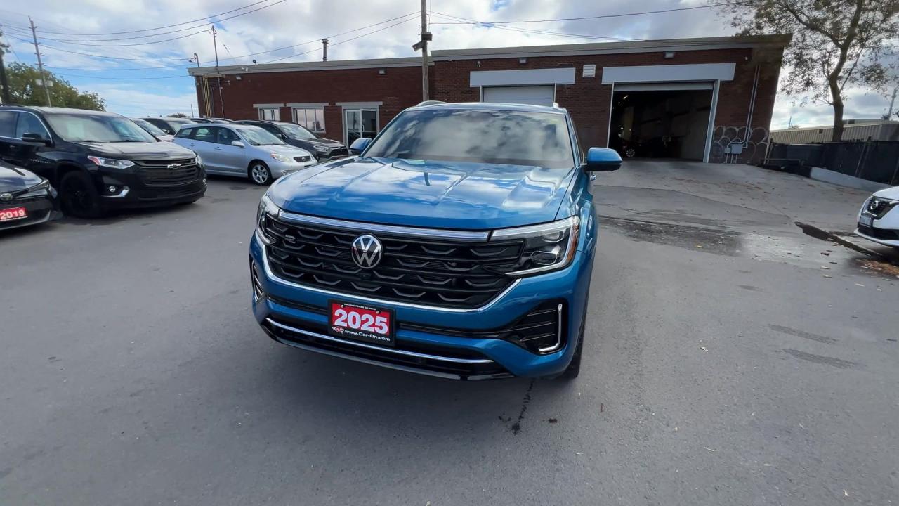 2025 Volkswagen Atlas Cross Sport EXCELINE AWD |ONLY 2,300KMS! |MASSSAGE |PANO ROOF Photo2