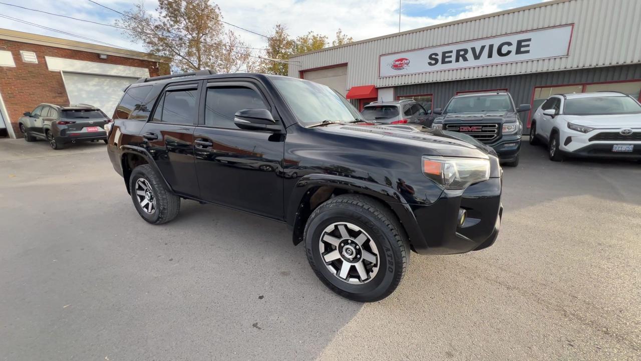 2020 Toyota 4Runner TRD-OFF ROAD 4X4 | HTD LEATHER | SUNROOF | CARPLAY Photo