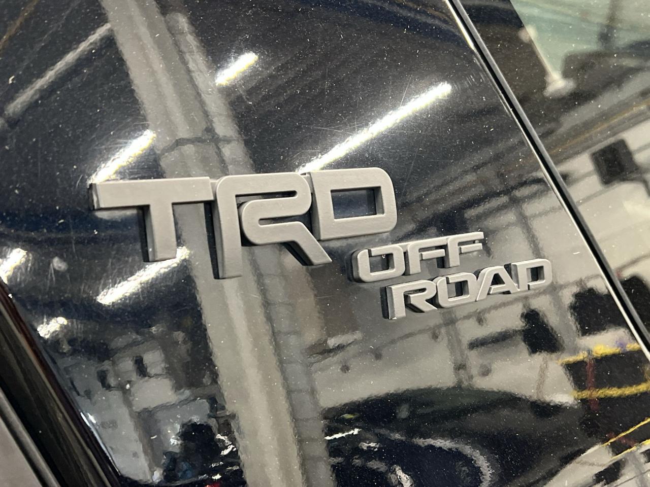 2020 Toyota 4Runner TRD-OFF ROAD 4X4 | HTD LEATHER | SUNROOF | CARPLAY Photo