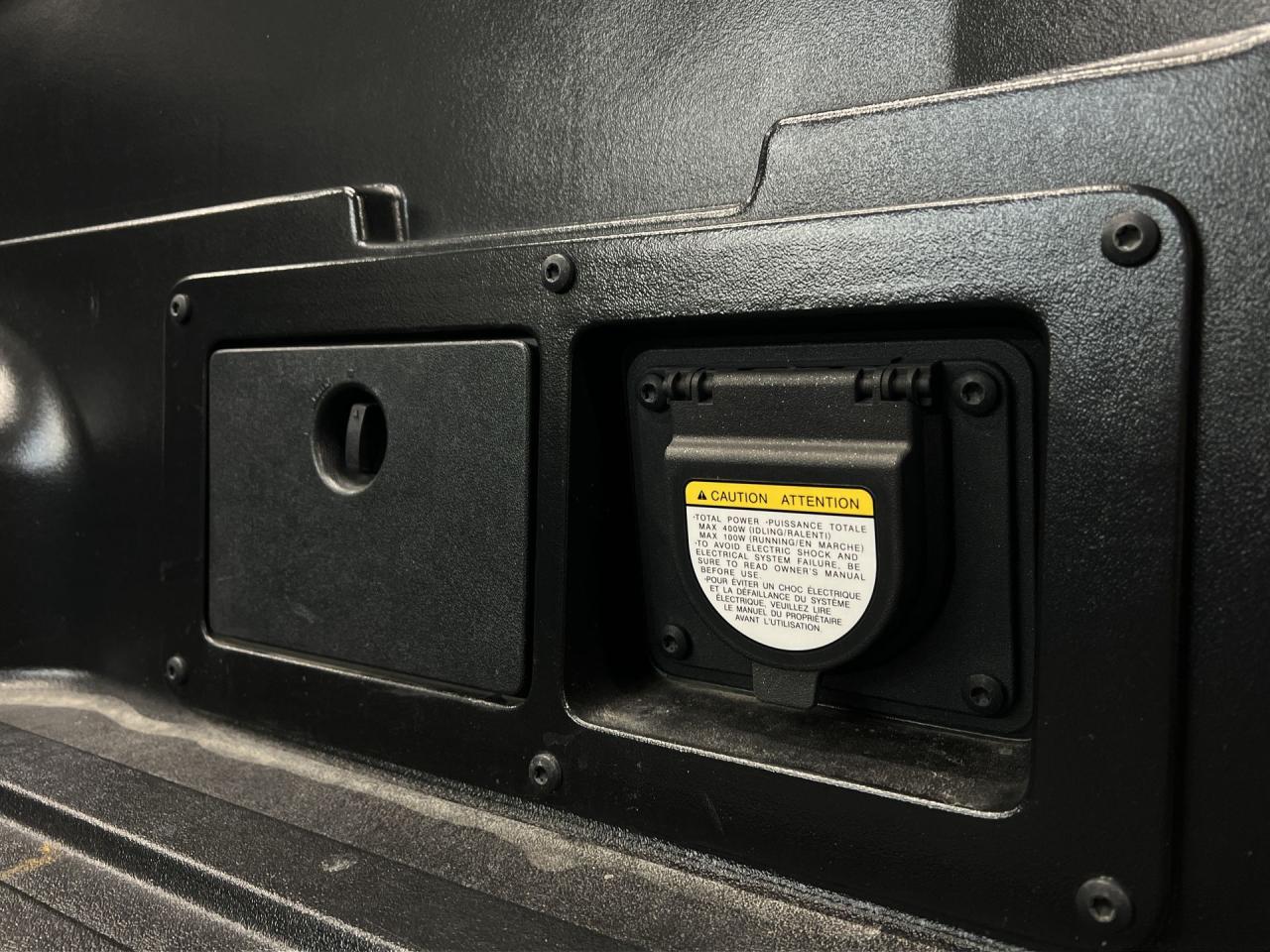 2022 Toyota Tacoma SR5 4X4 | DOUBLE CAB | CARPLAY | TOW PKG | ALLOYS Photo