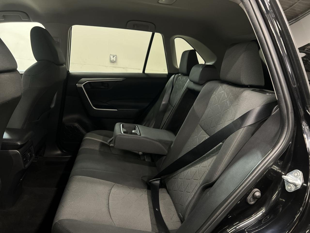 2022 Toyota RAV4 AWD |HTD SEATS |CARPLAY |ADAPT. CRUISE | BLUETOOTH Photo