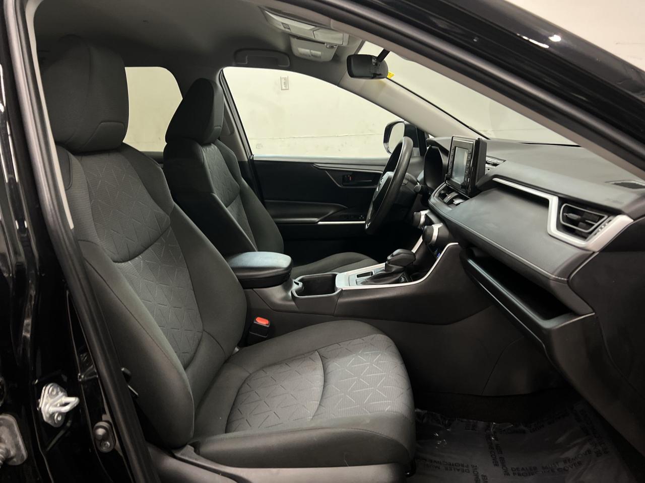 2022 Toyota RAV4 AWD |HTD SEATS |CARPLAY |ADAPT. CRUISE | BLUETOOTH Photo