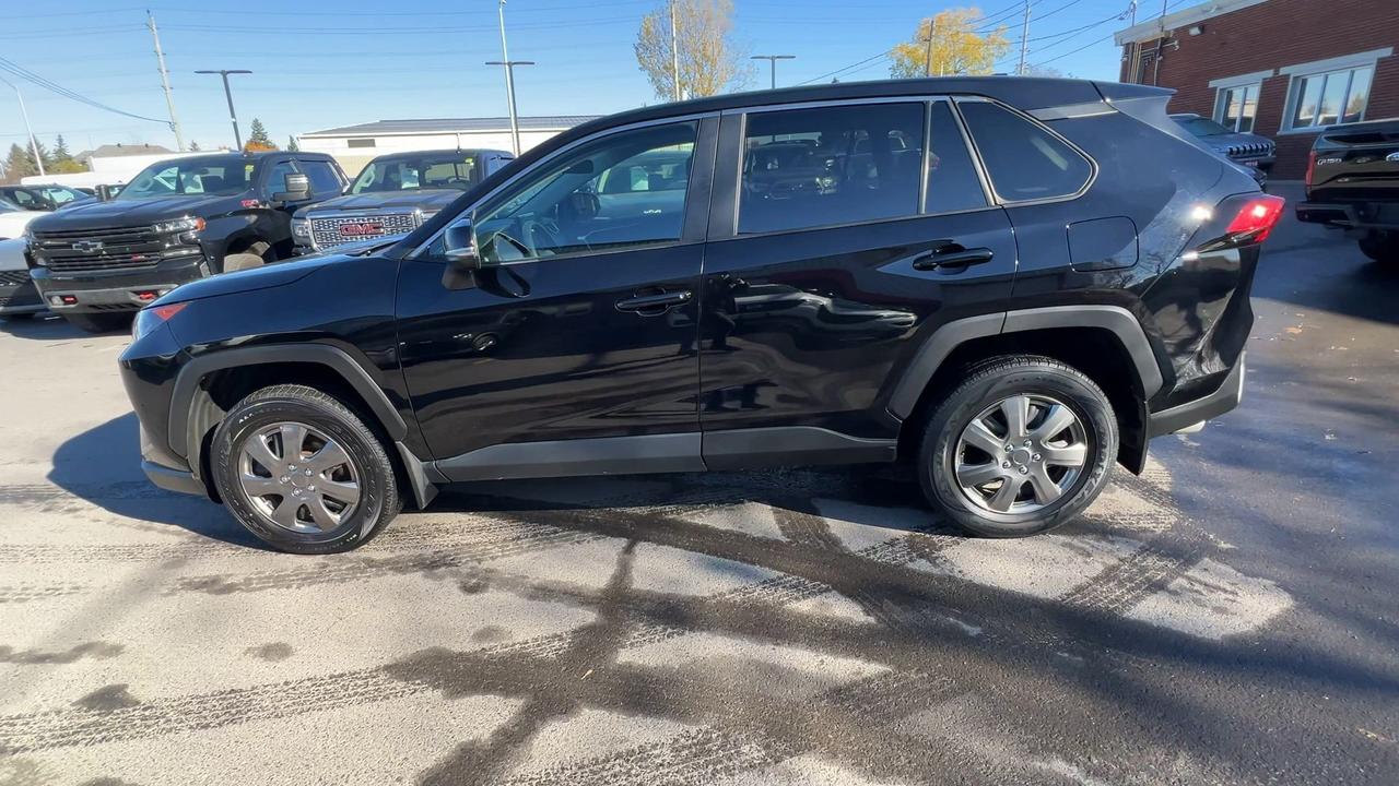 2022 Toyota RAV4 AWD |HTD SEATS |CARPLAY |ADAPT. CRUISE | BLUETOOTH Photo