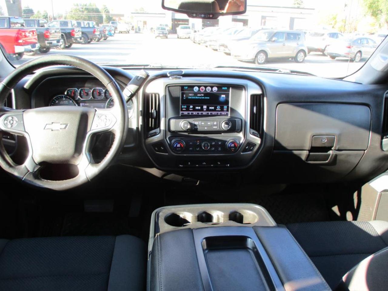 2016 Chevrolet Silverado 2500 HD LT Double Cab 4WD Photo22
