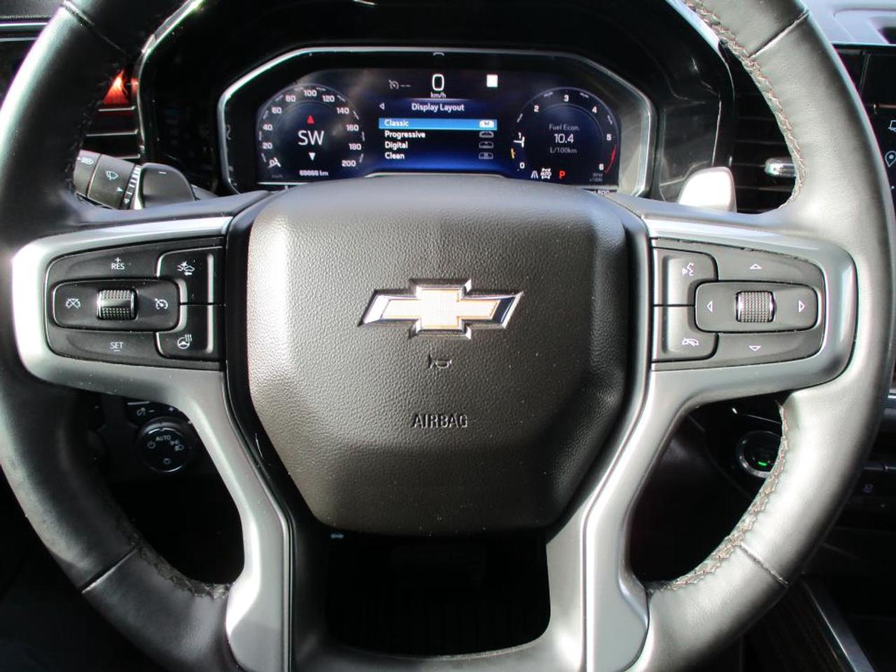 2023 Chevrolet Silverado 1500 LT CREW 4X4 DIESEL Photo