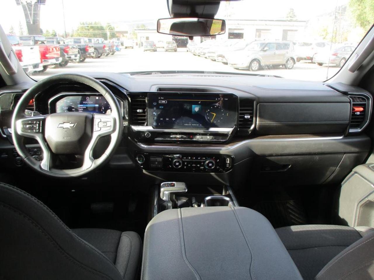 2023 Chevrolet Silverado 1500 LT CREW 4X4 DIESEL Photo