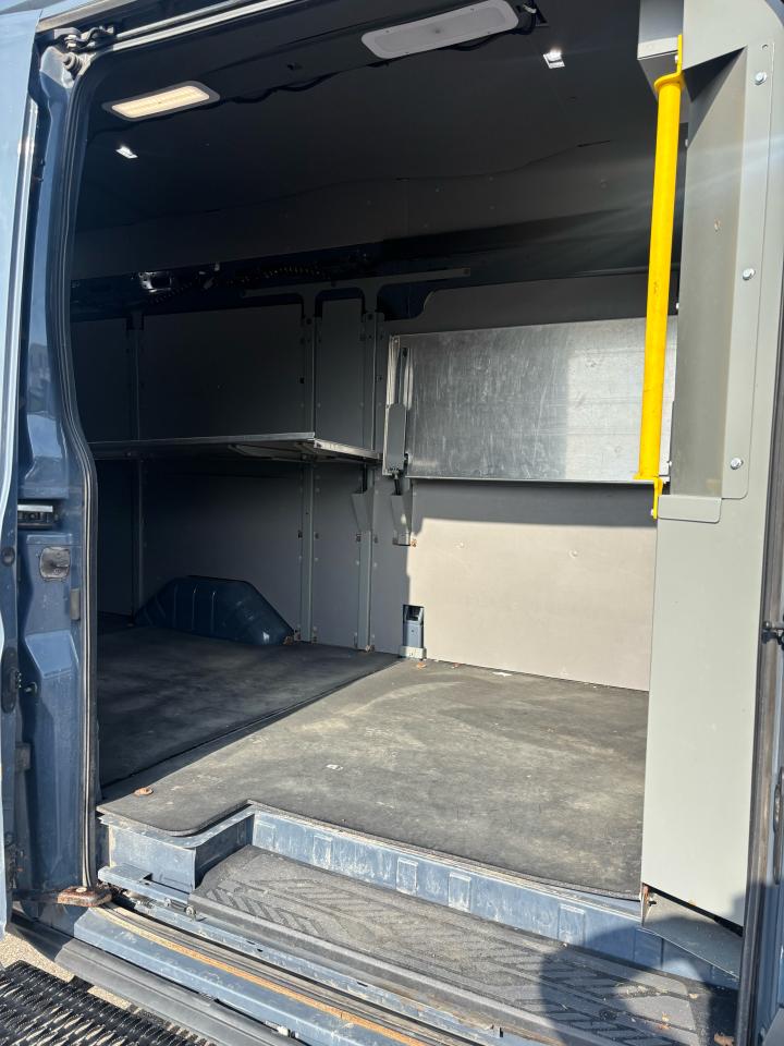 2021 Ford Transit Cargo Van T-250 148" EL Hi Rf 9070 GVWR RWD - Photo #6