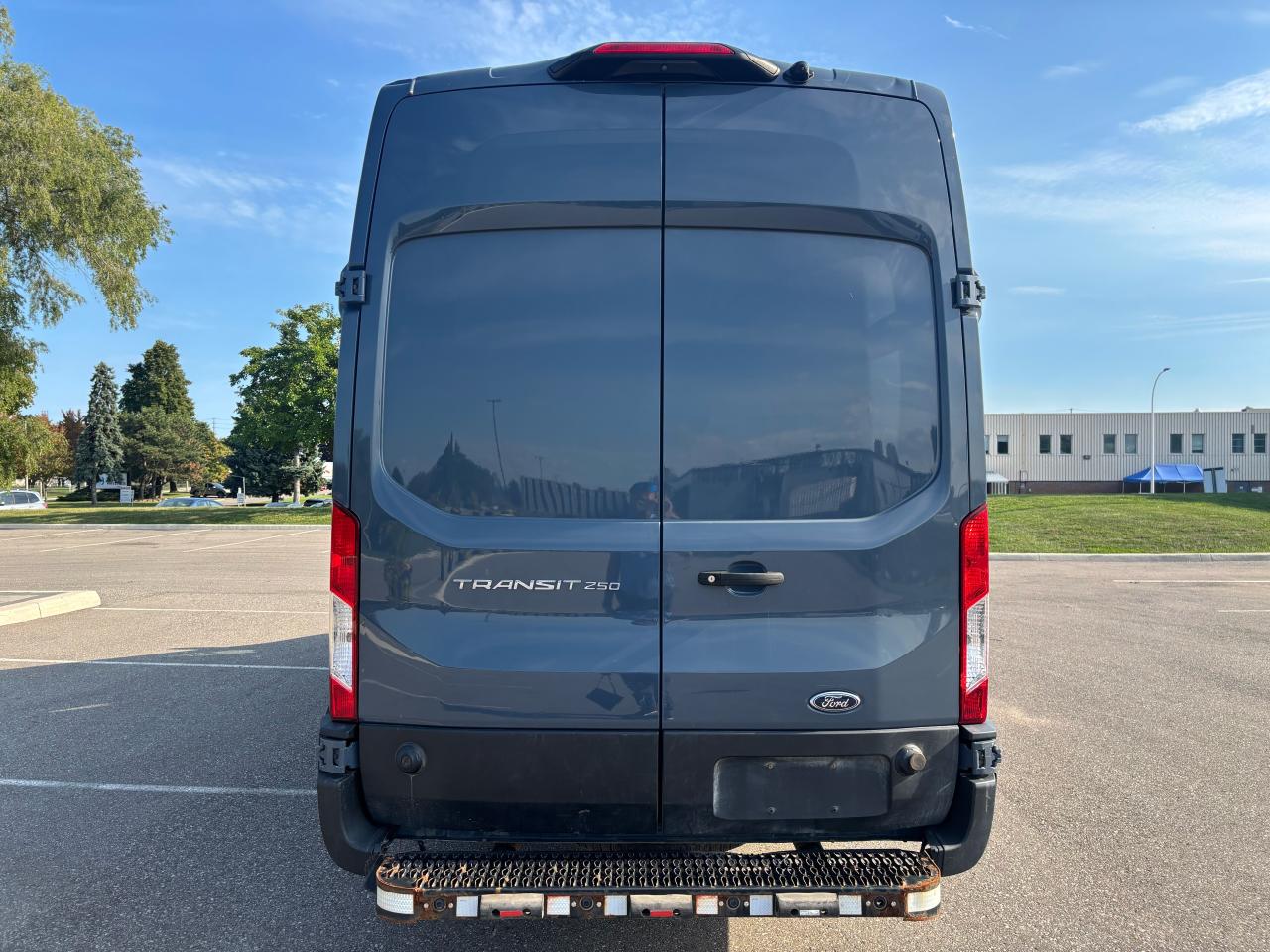 2021 Ford Transit Cargo Van T-250 148" EL Hi Rf 9070 GVWR RWD - Photo #13