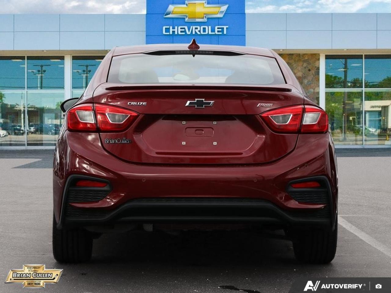 2019 Chevrolet Cruze LT Sedan LT Photo4