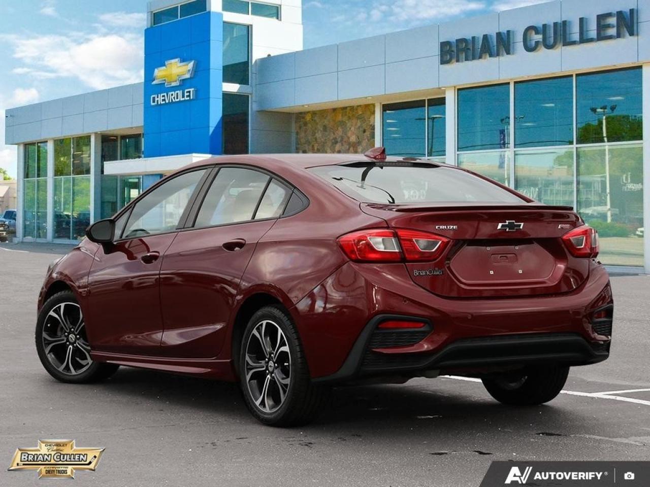 2019 Chevrolet Cruze LT Sedan LT Photo3