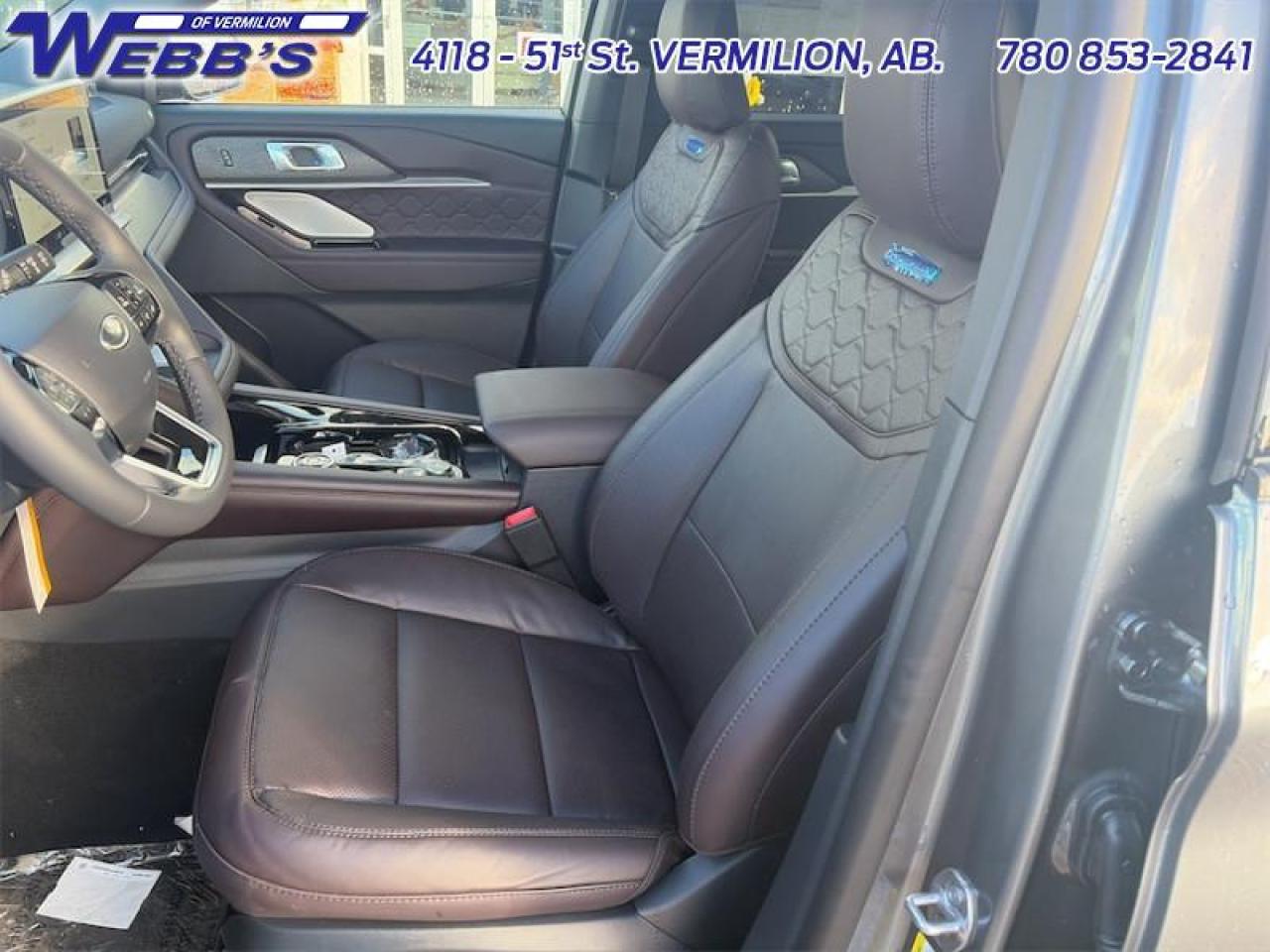 2025 Ford Explorer Platinum Photo5