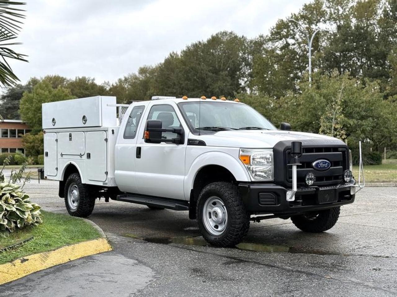 Used 2015 Ford F-350 SD 4X4 Service Truck with Storage Compartments for sale in Burnaby, BC