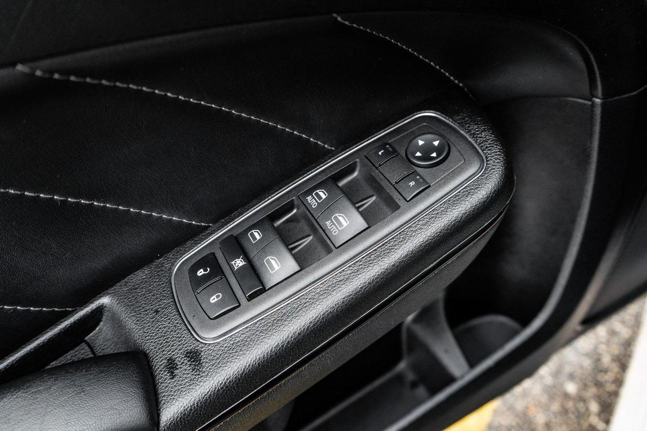 2023 Dodge Charger GT AWD Photo