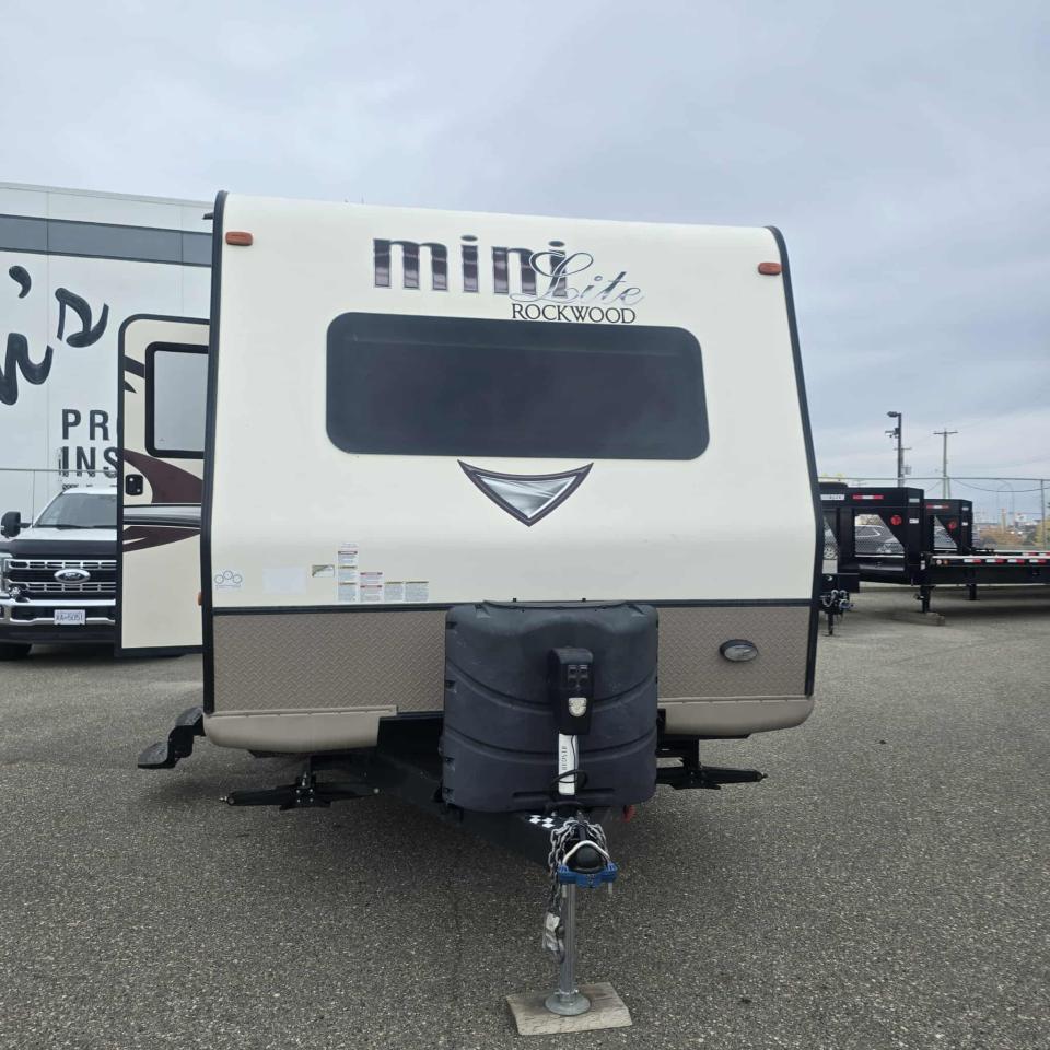 2017 Rockwood Mini Lite 2104  Photo5