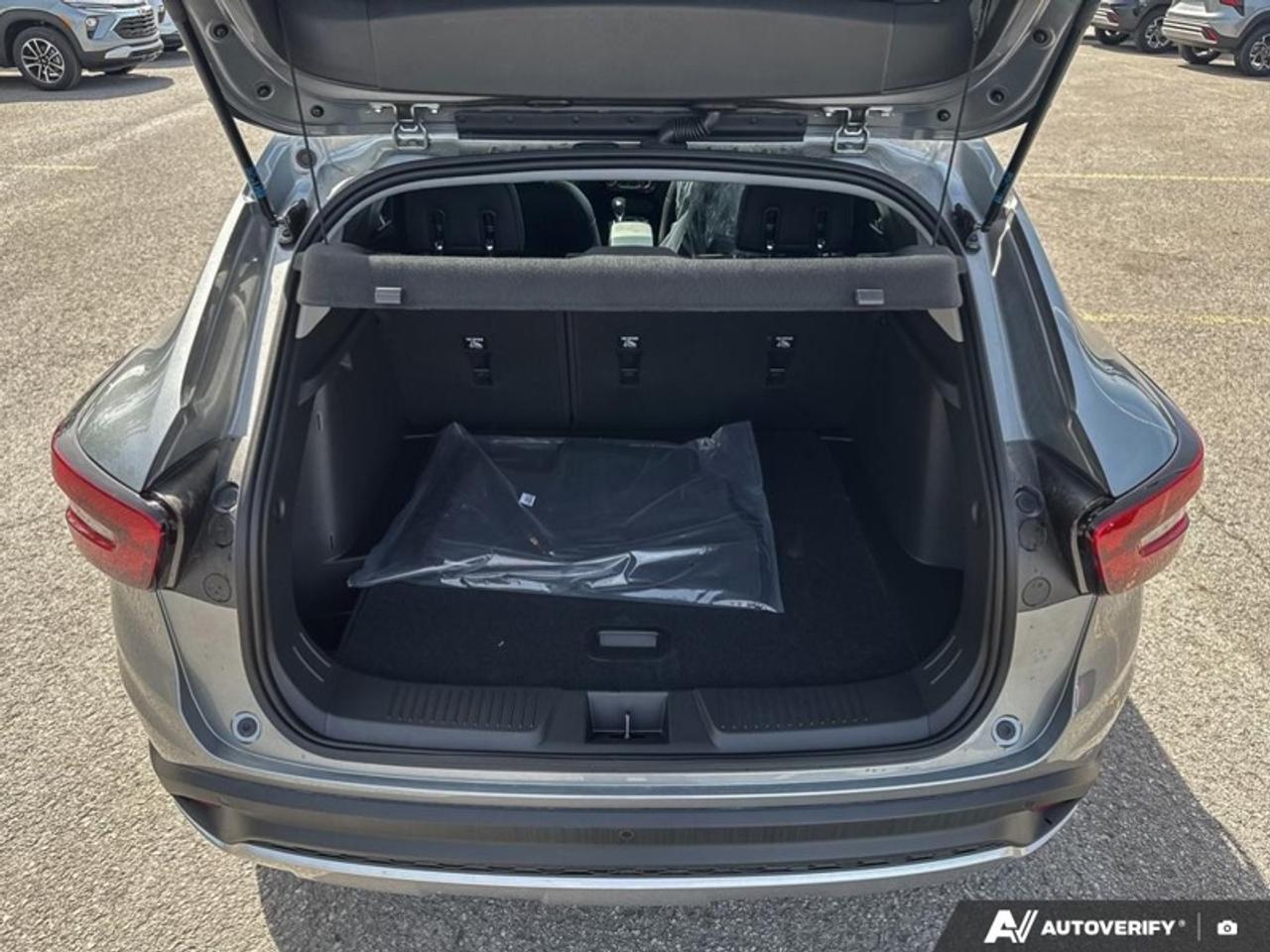 2026 Chevrolet Trax LT  - Heated Seats -  Remote Start Photo